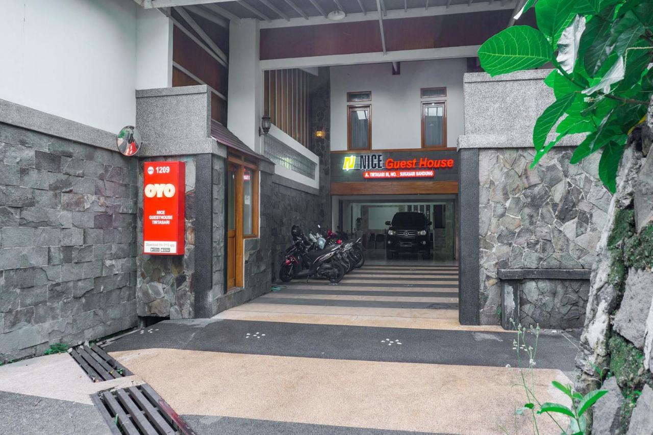 Oyo 1209 Tirtasari Nice Guesthouse Bandung Exteriér fotografie