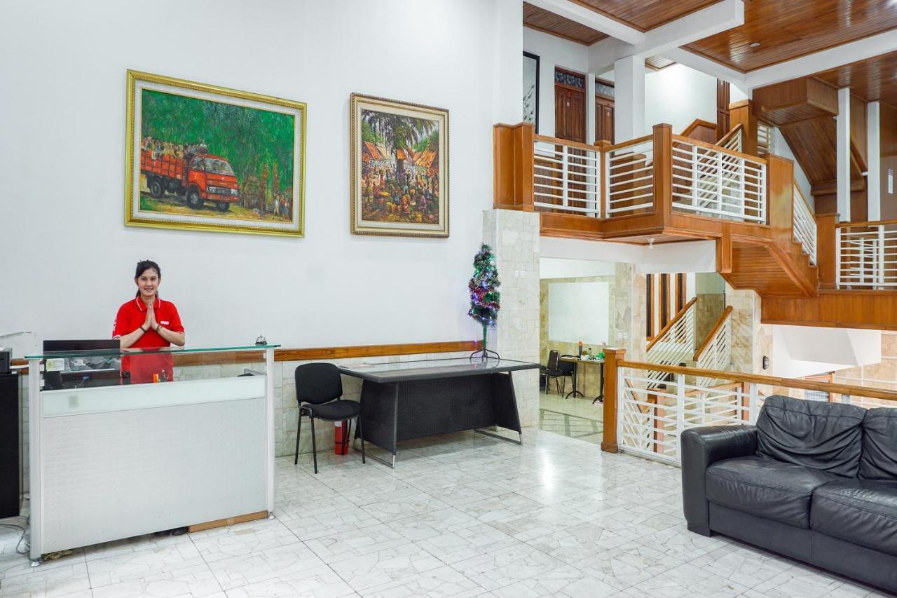 Oyo 1209 Tirtasari Nice Guesthouse Bandung Exteriér fotografie