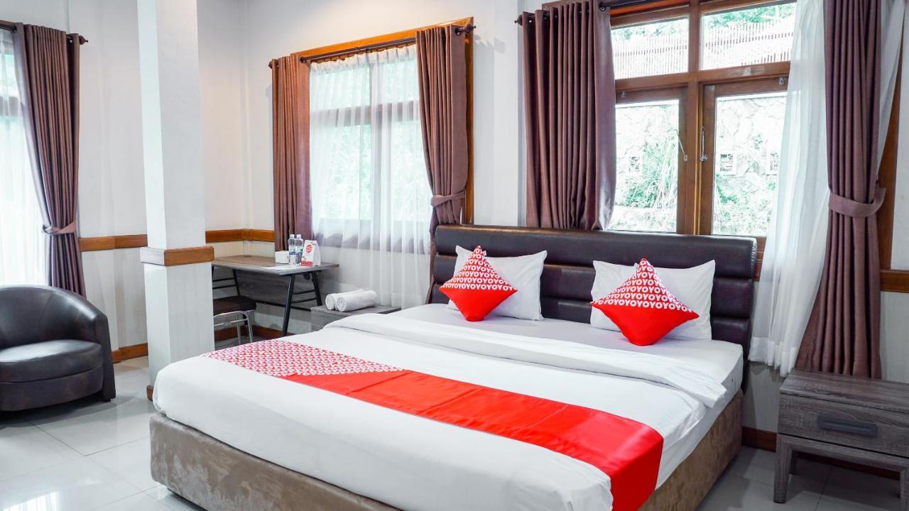 Oyo 1209 Tirtasari Nice Guesthouse Bandung Exteriér fotografie