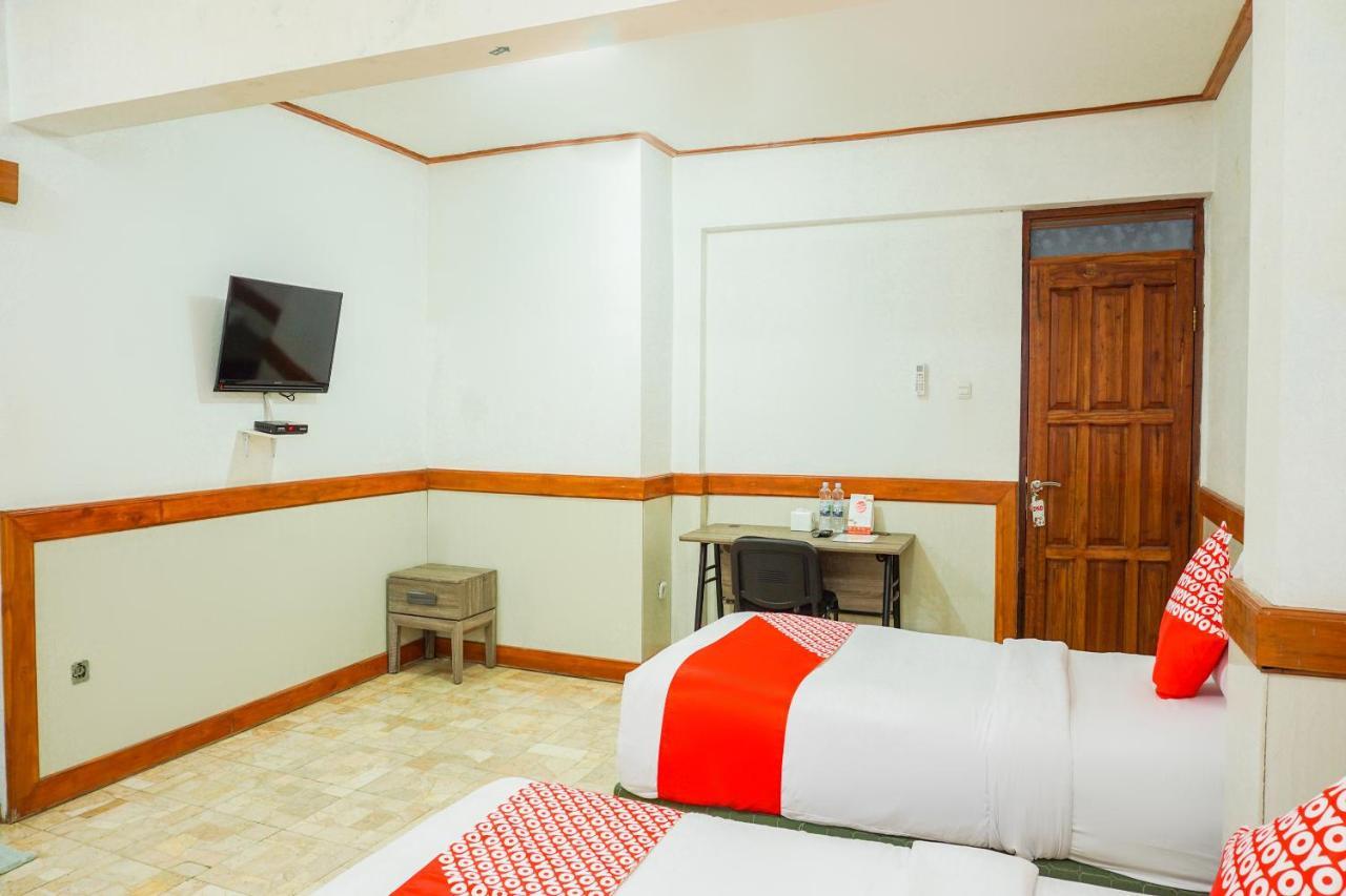 Oyo 1209 Tirtasari Nice Guesthouse Bandung Exteriér fotografie